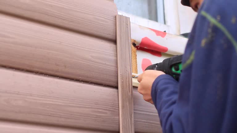 How To Choose The Right Materials for Your Siding Installation in 'New Richmond, WI